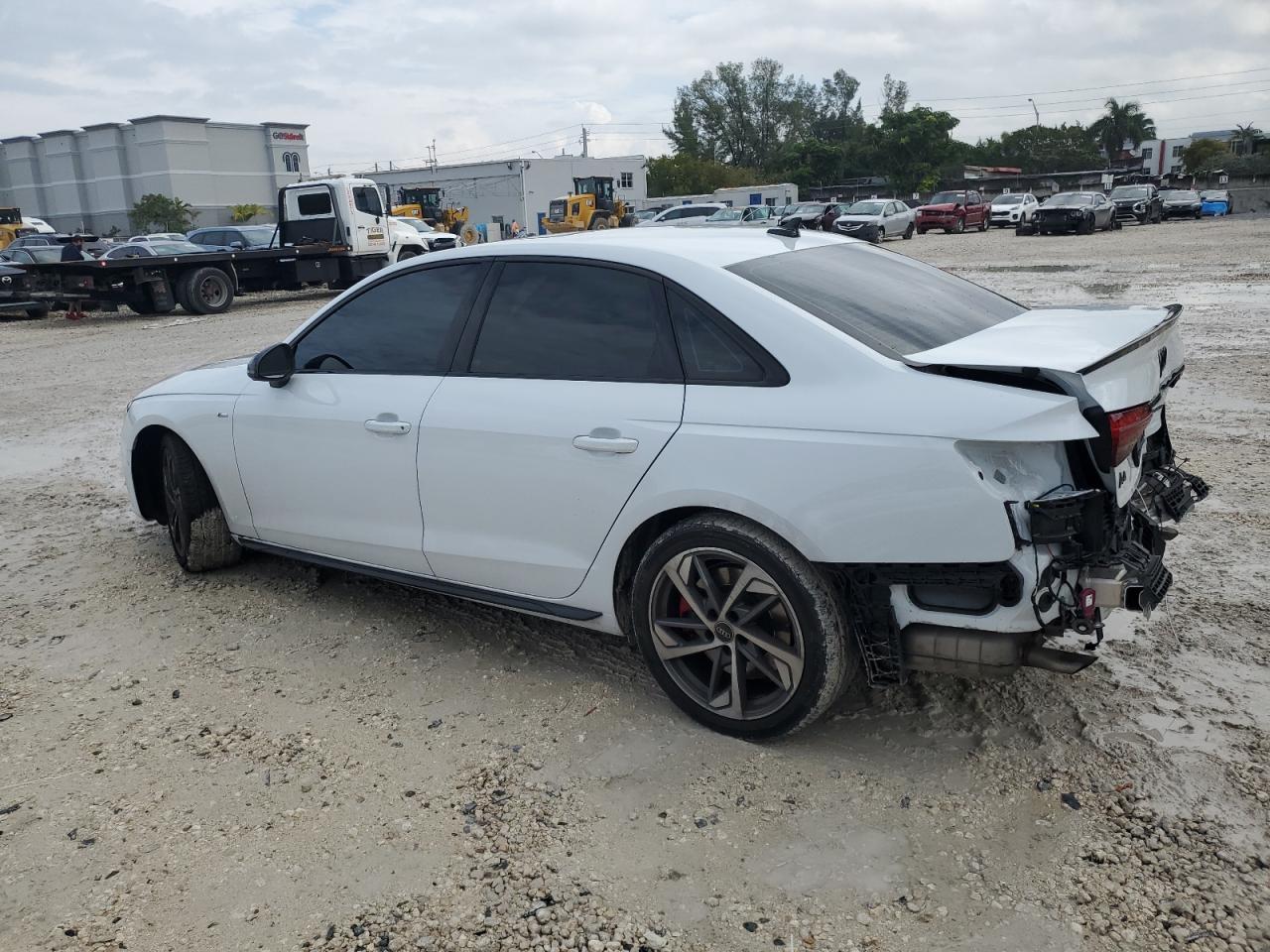 2023 Audi A4 - Image 2