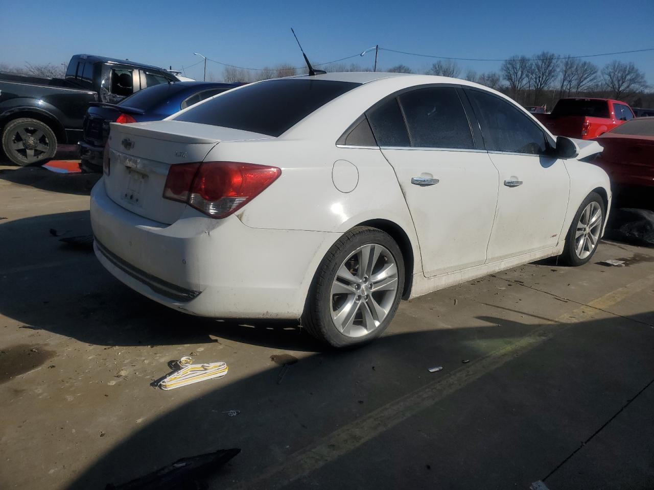 2014 Chevrolet Cruze - Image 3