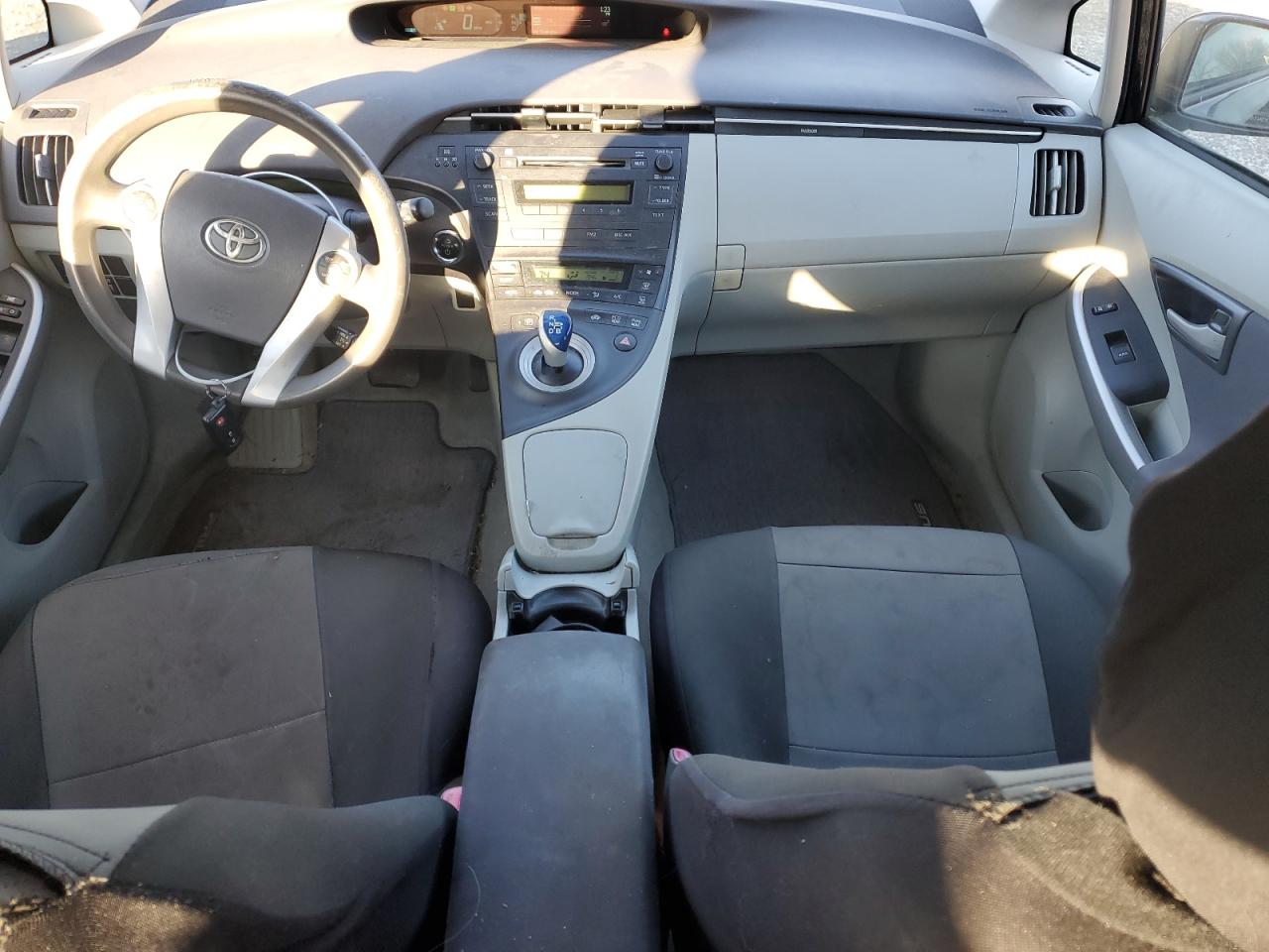 2010 Toyota Prius - Image 8