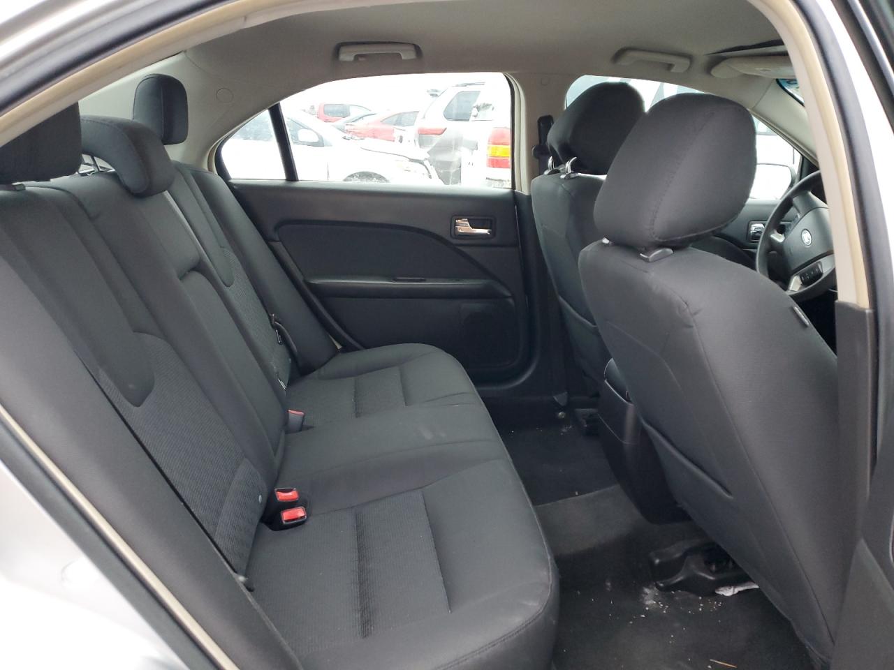 2012 Ford Fusion - Image 10