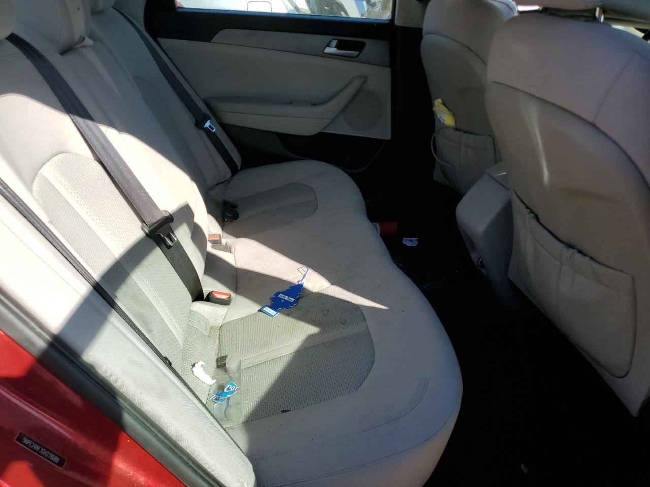 2016 Hyundai Sonata - Image 10