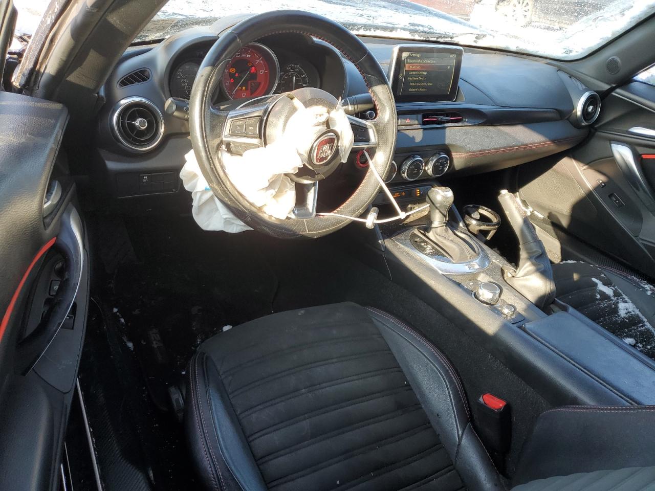 2017 Fiat 124 Spider - Image 8