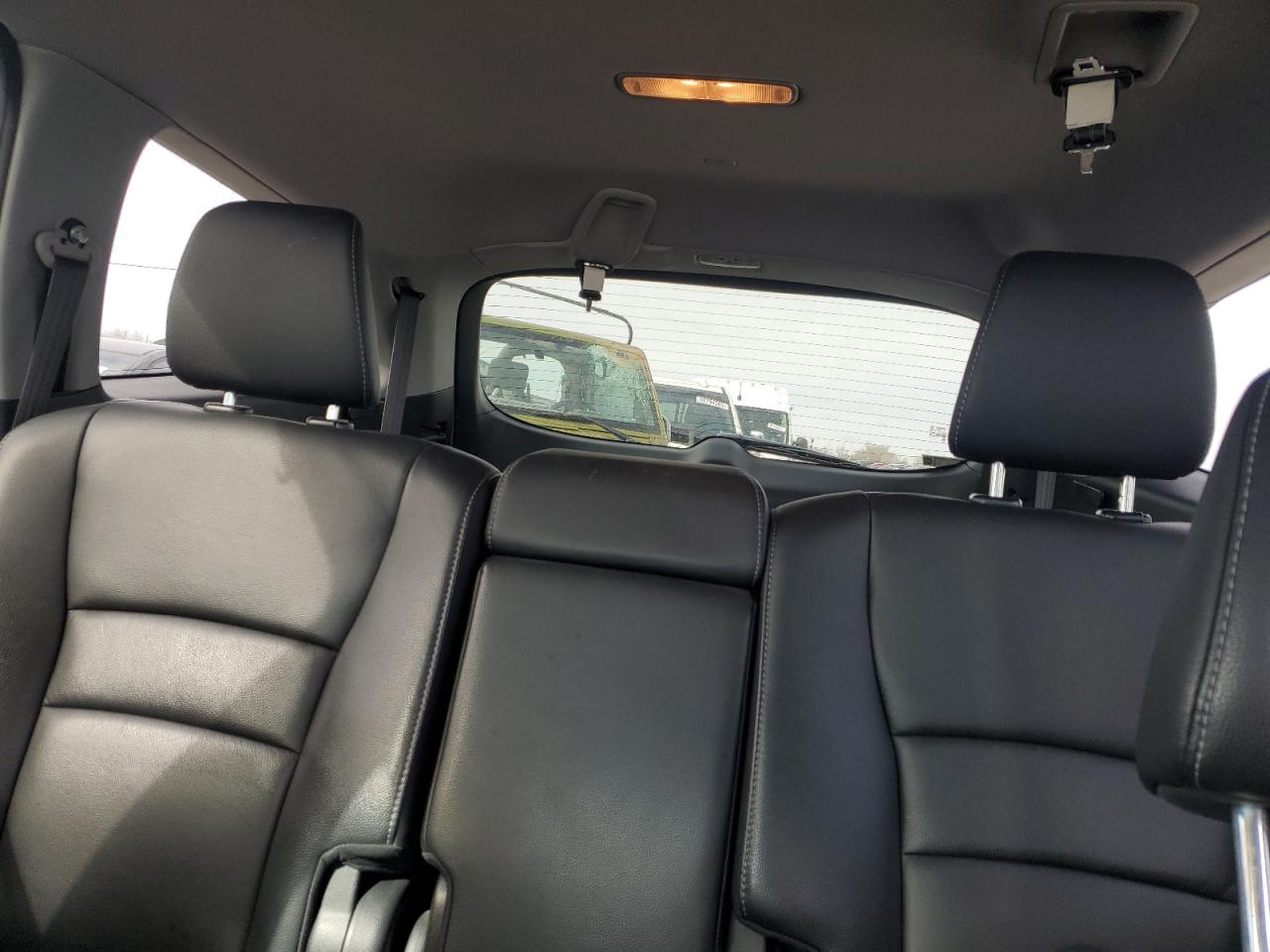 2017 Honda Pilot - Image 10