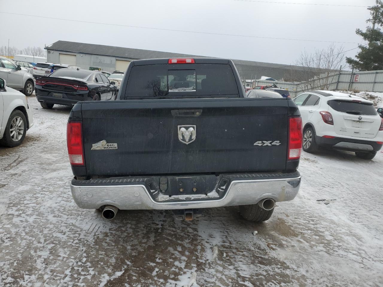 2016 RAM 1500 - Image 6