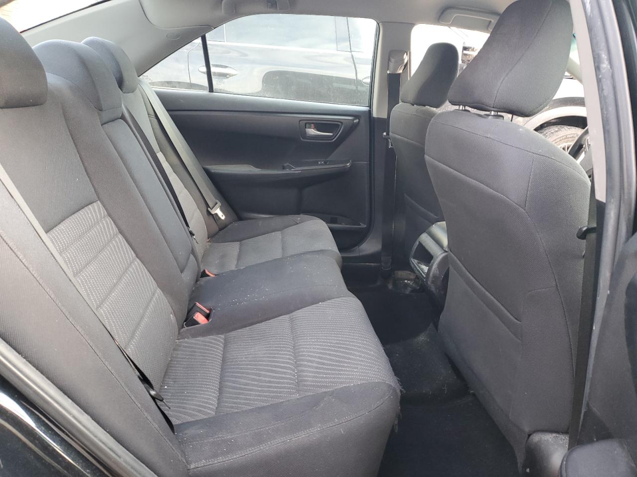 2015 Toyota Camry - Image 10