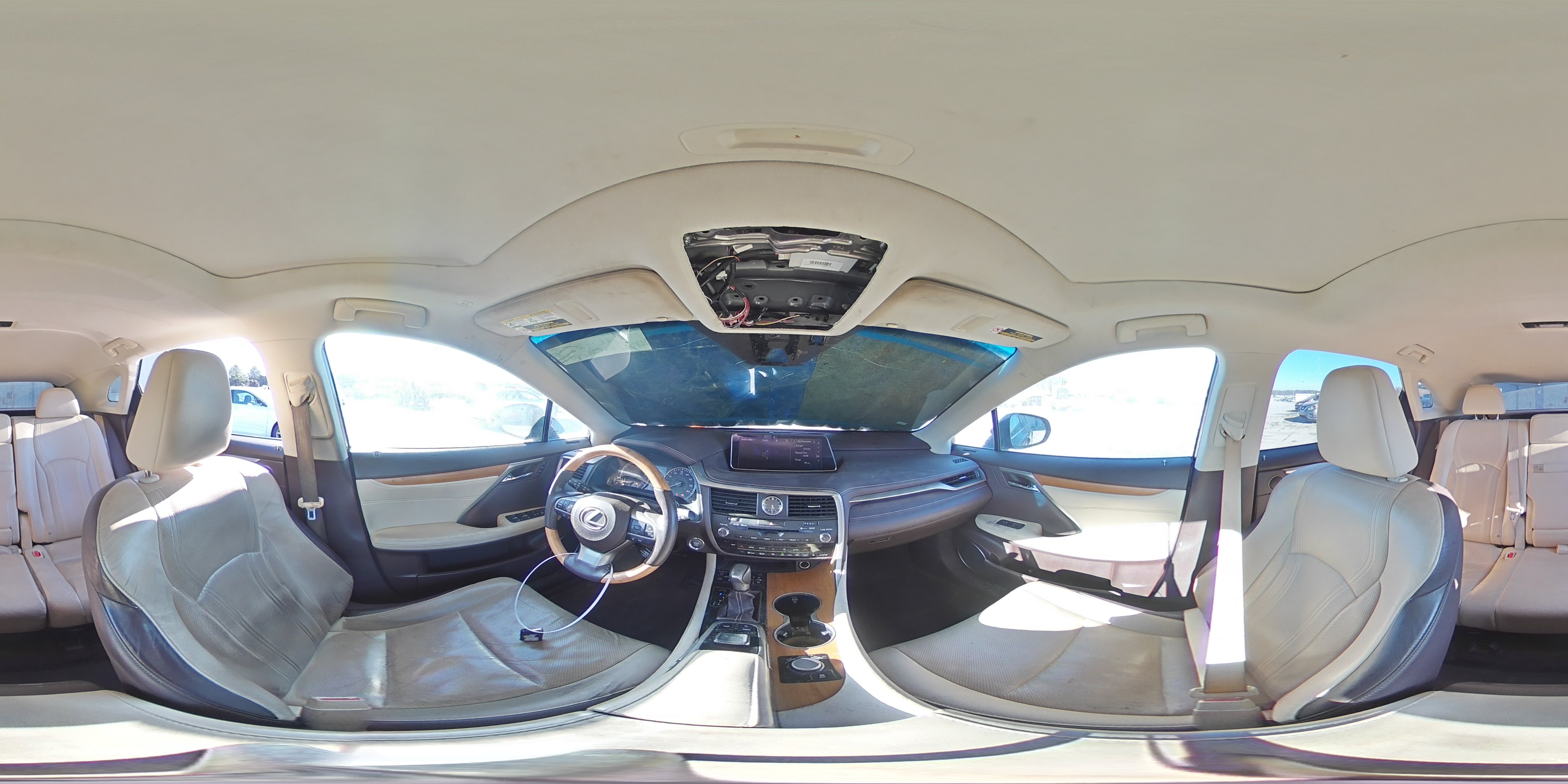 2017 Lexus RX - Image 15