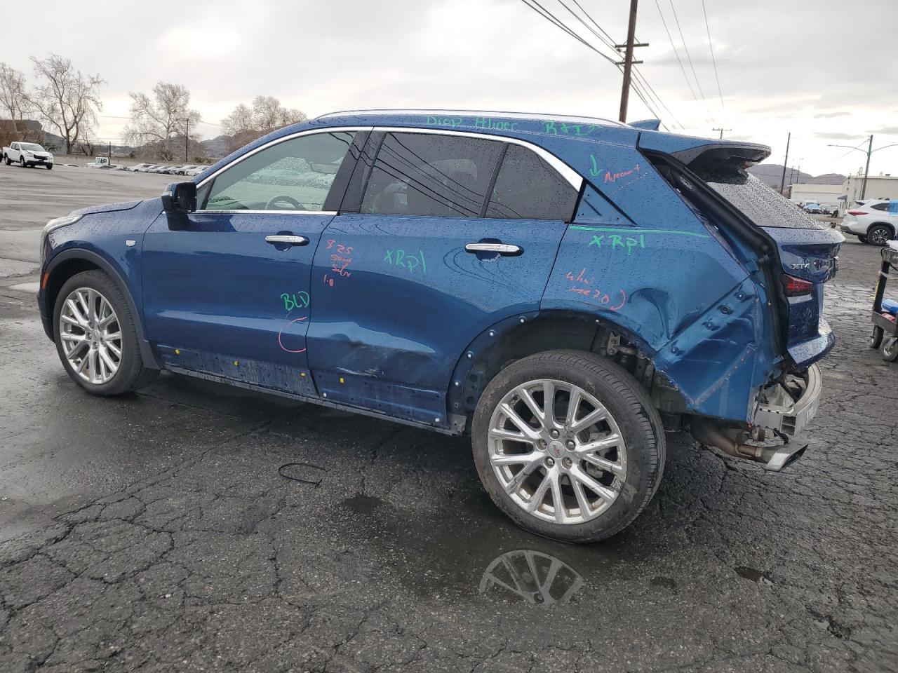 2019 Cadillac XT4 - Image 2