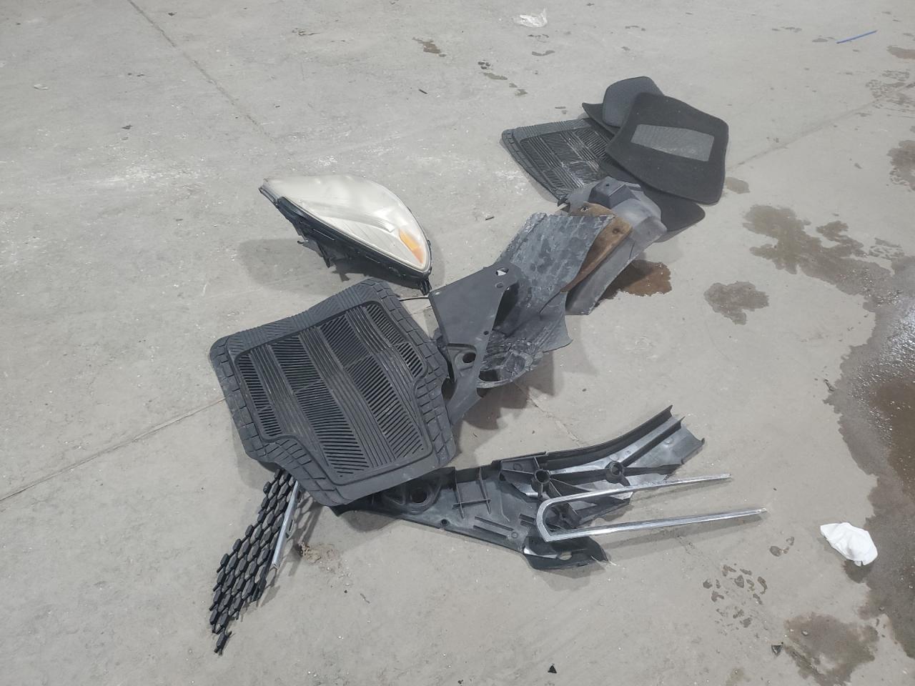 2012 Chevrolet Equinox - Image 13