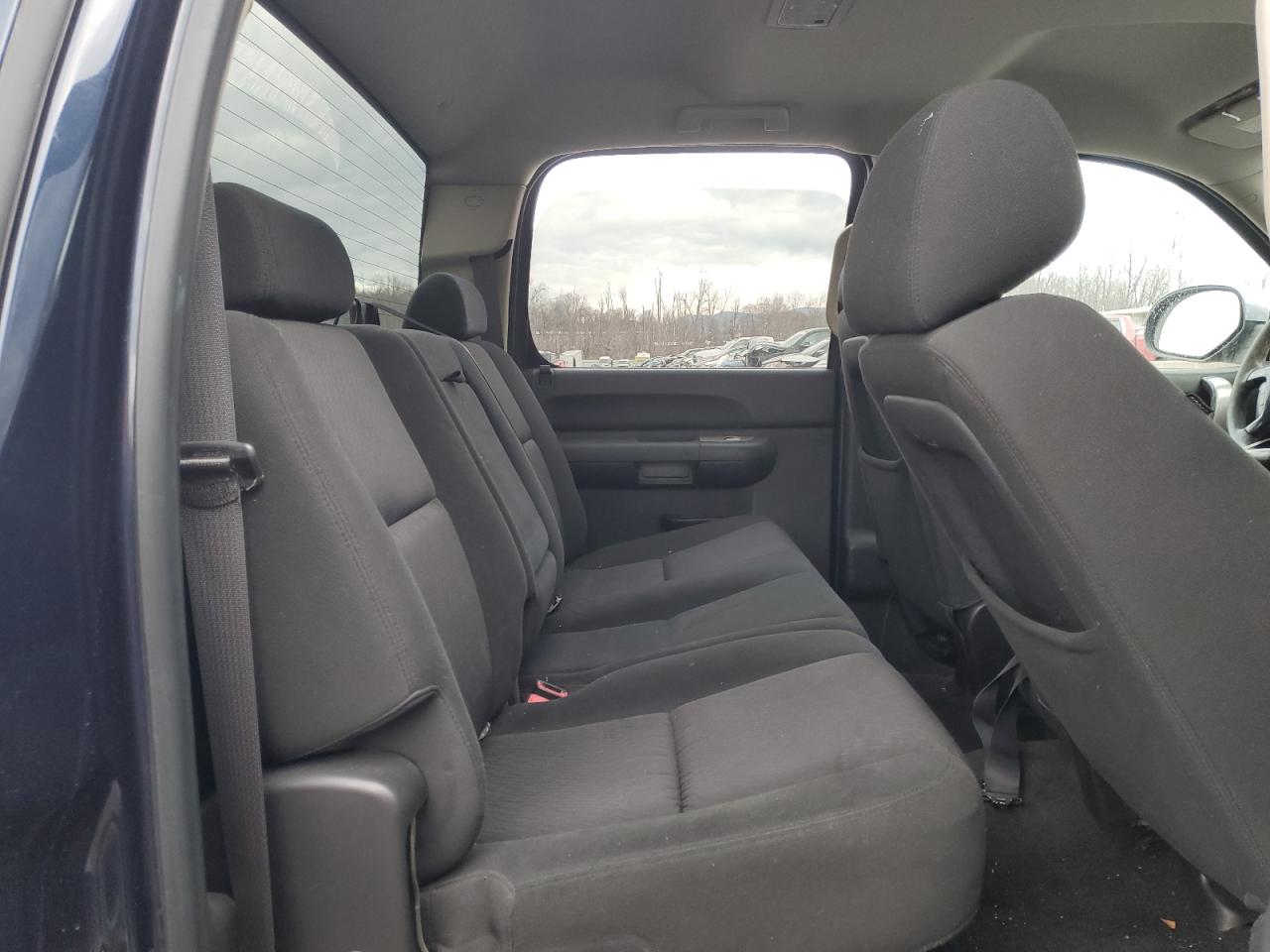 2010 Chevrolet Silverado - Image 10