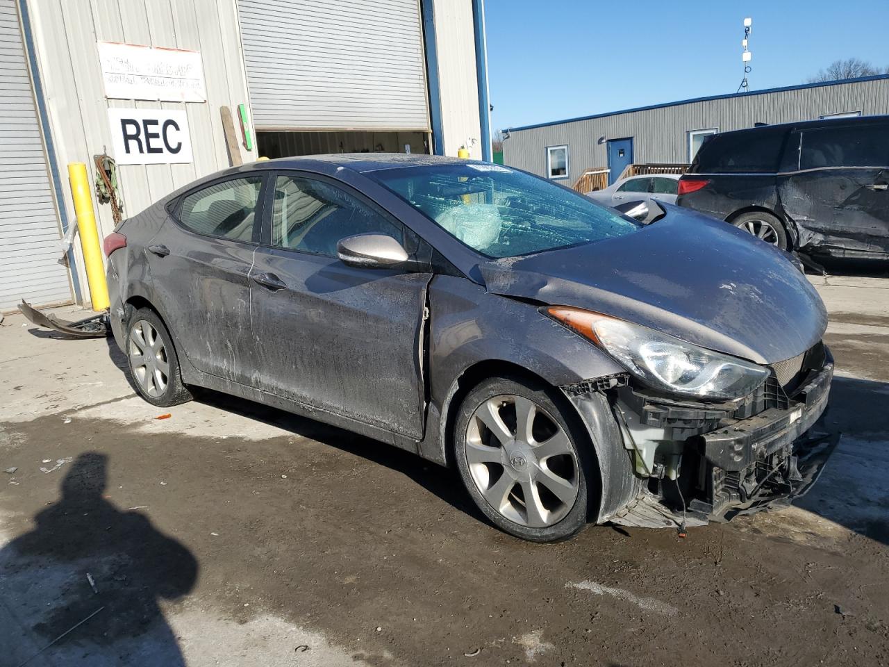 2012 Hyundai Elantra - Image 4