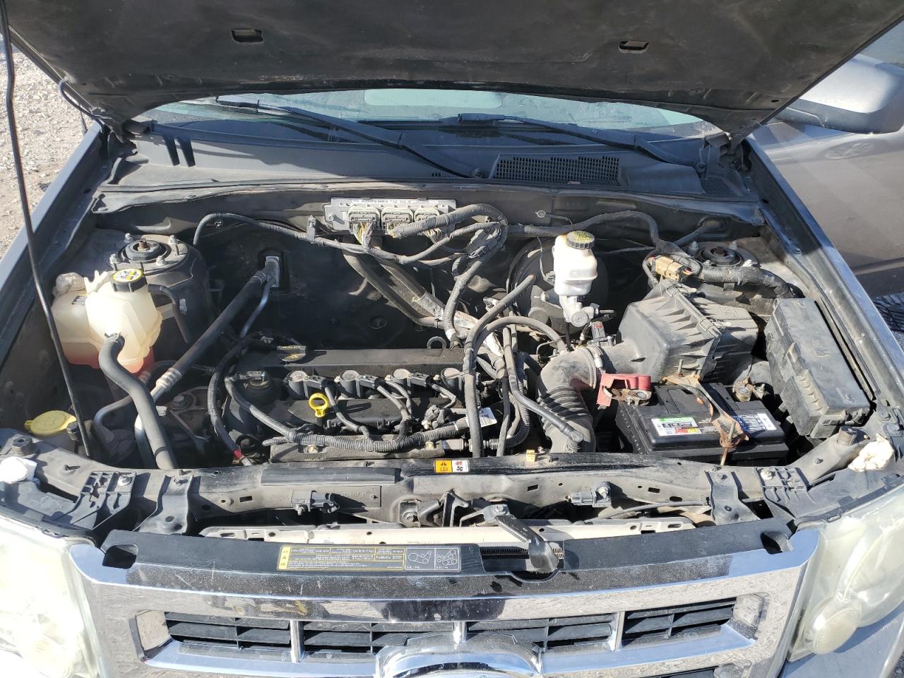 2011 Ford Escape - Image 13
