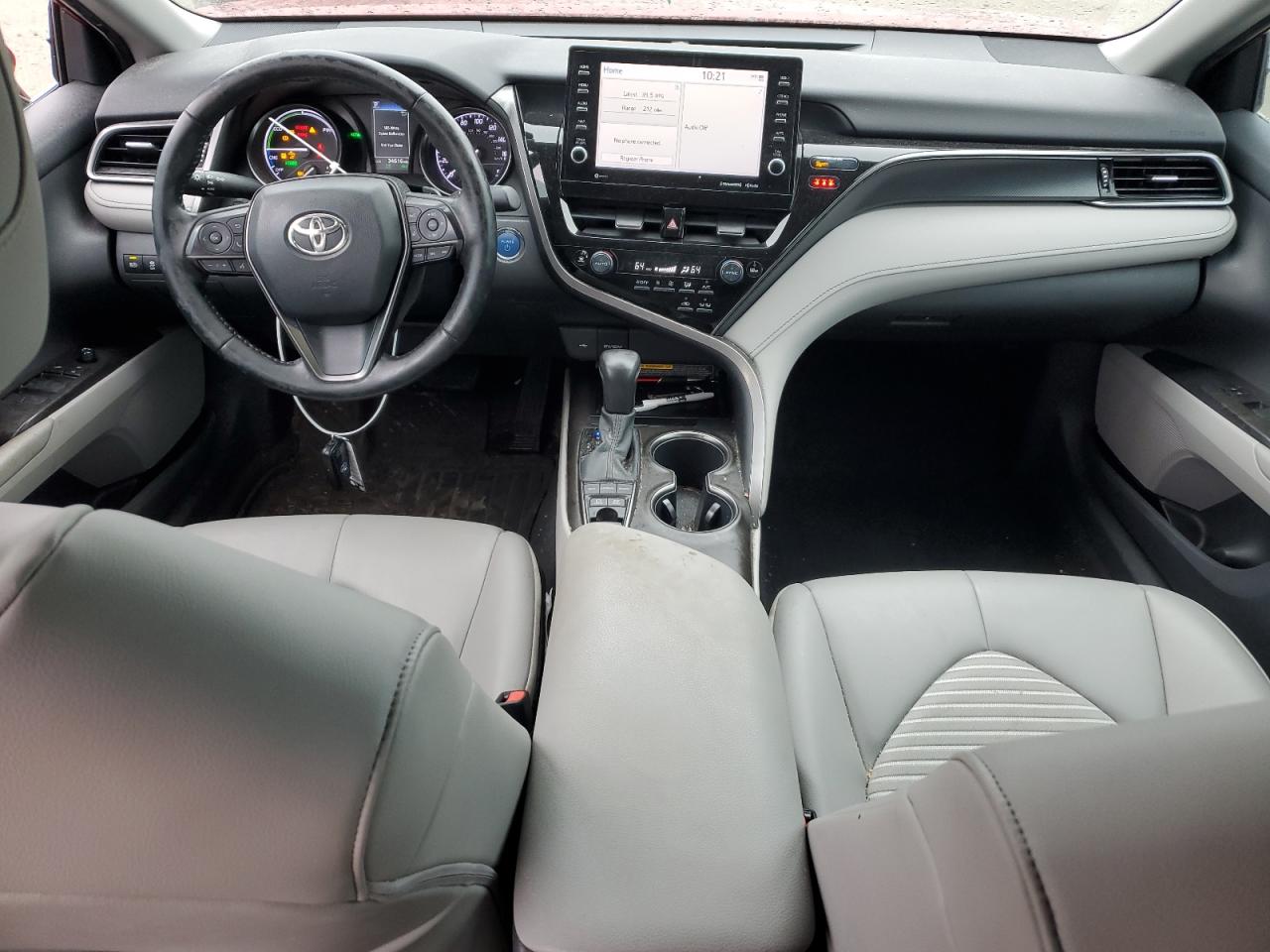2021 Toyota Camry - Image 8