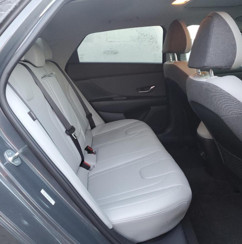 2024 Hyundai Elantra - Image 10