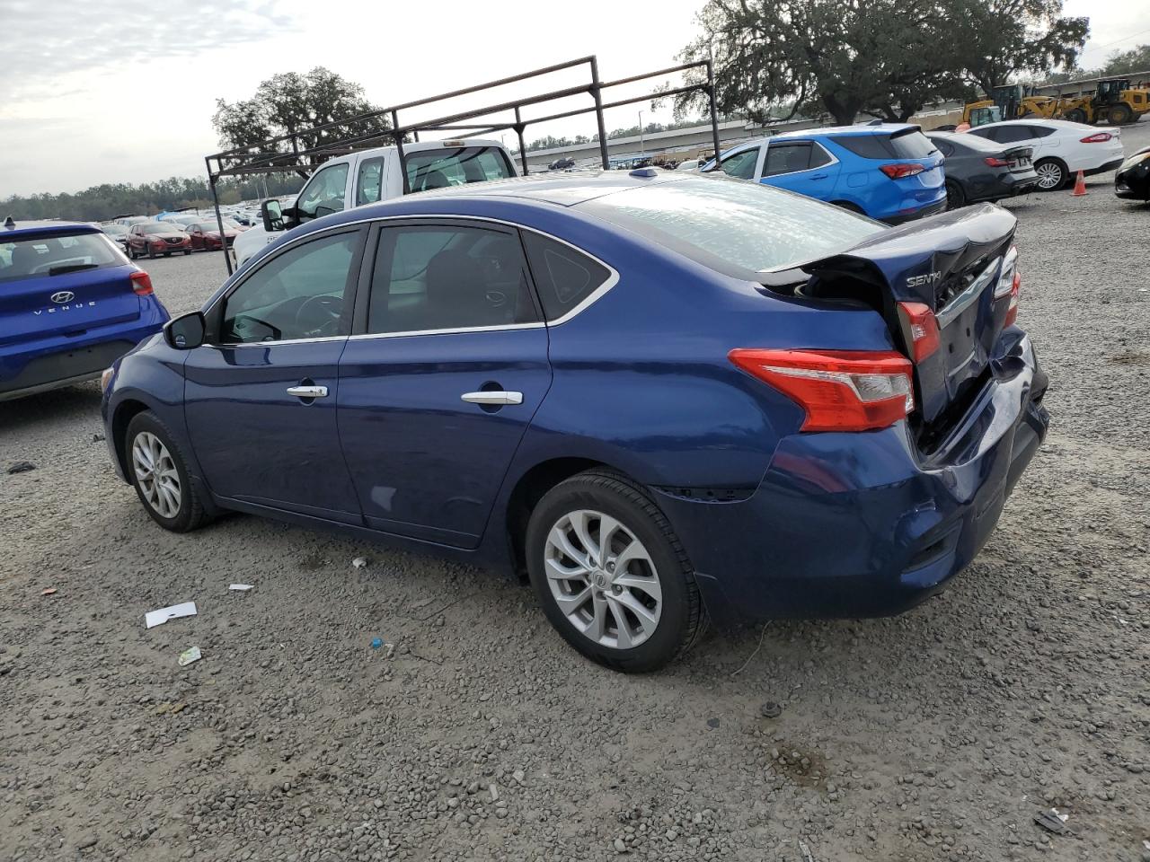2018 Nissan Sentra - Image 2