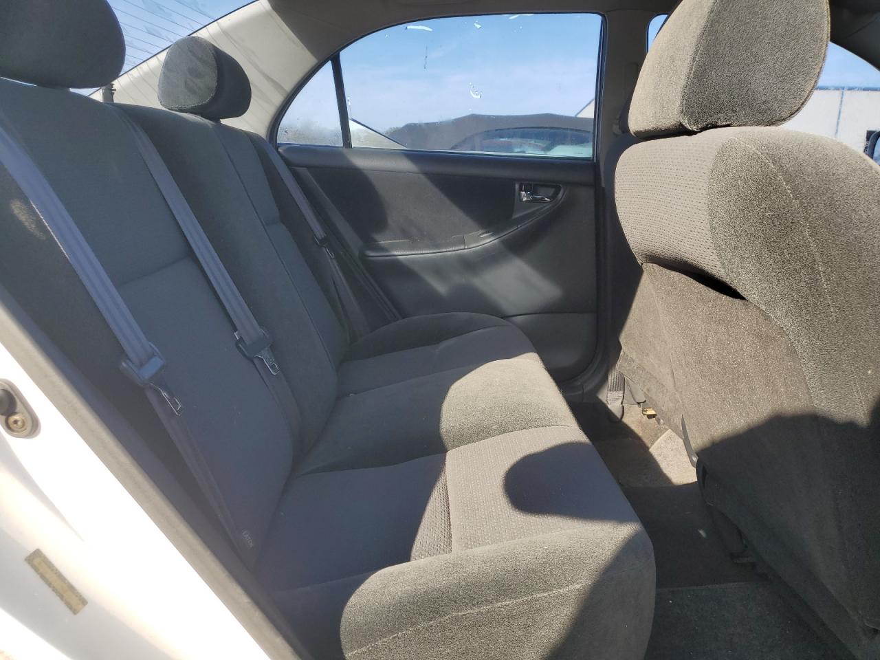 2003 Toyota Corolla - Image 10