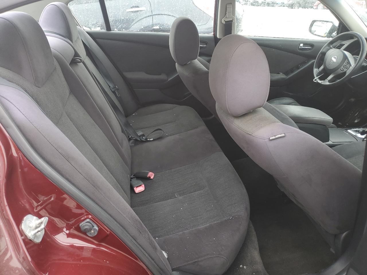 2011 Nissan Altima - Image 10