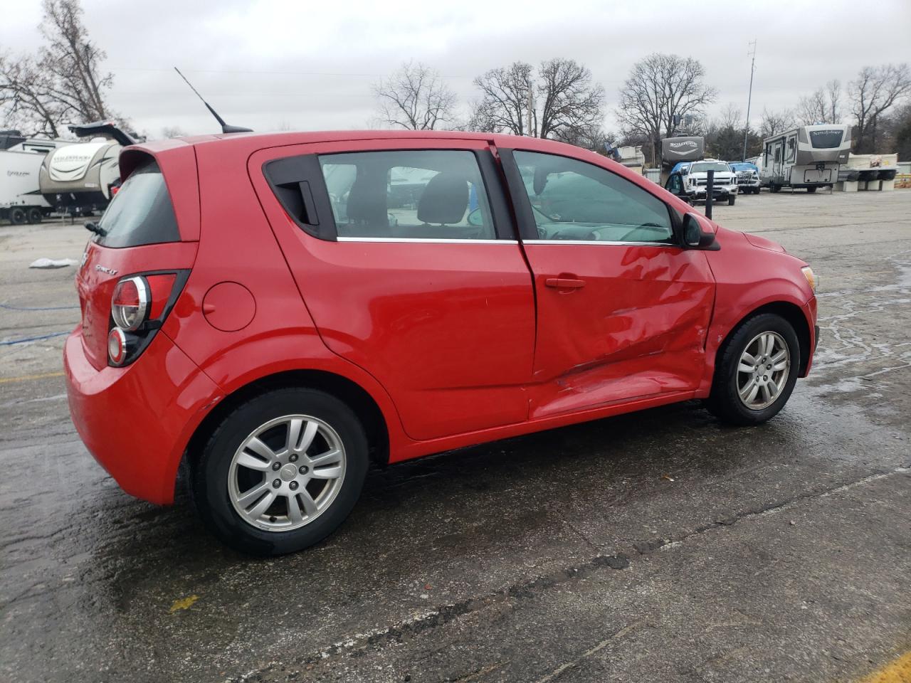 2013 Chevrolet Sonic - Image 3