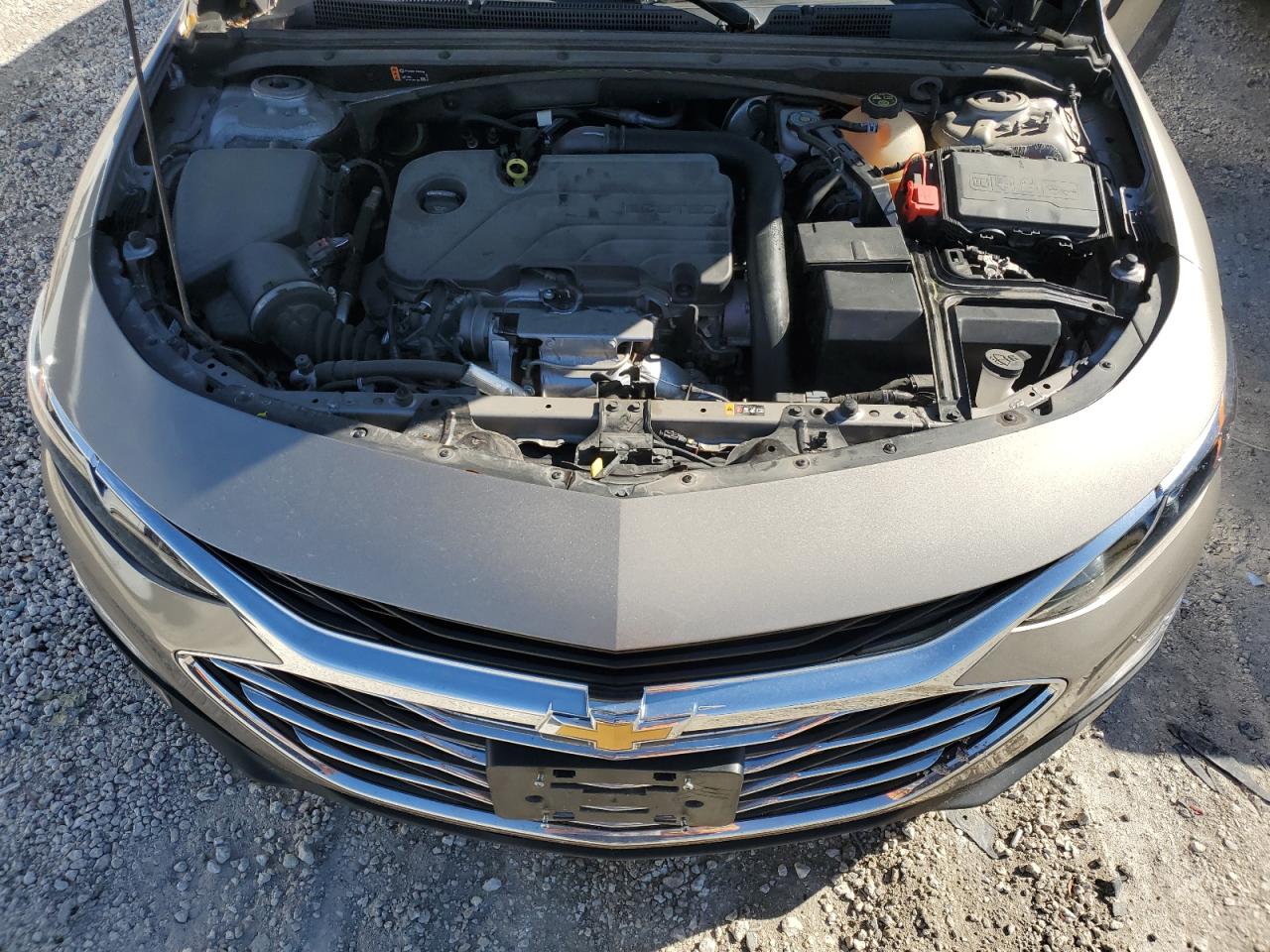 2022 Chevrolet Malibu - Image 11