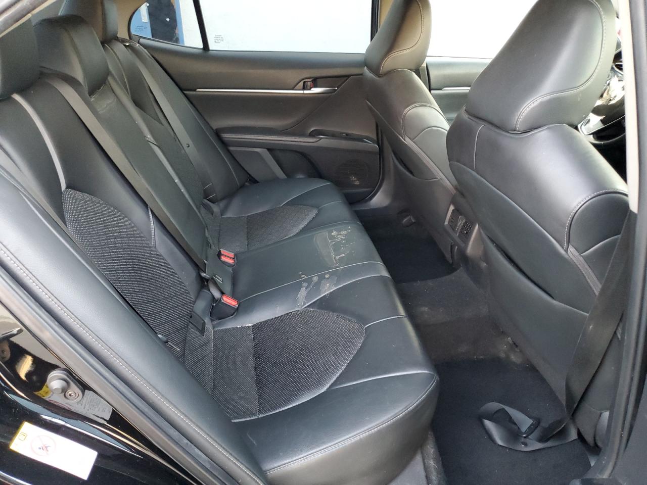 2019 Toyota Camry - Image 10