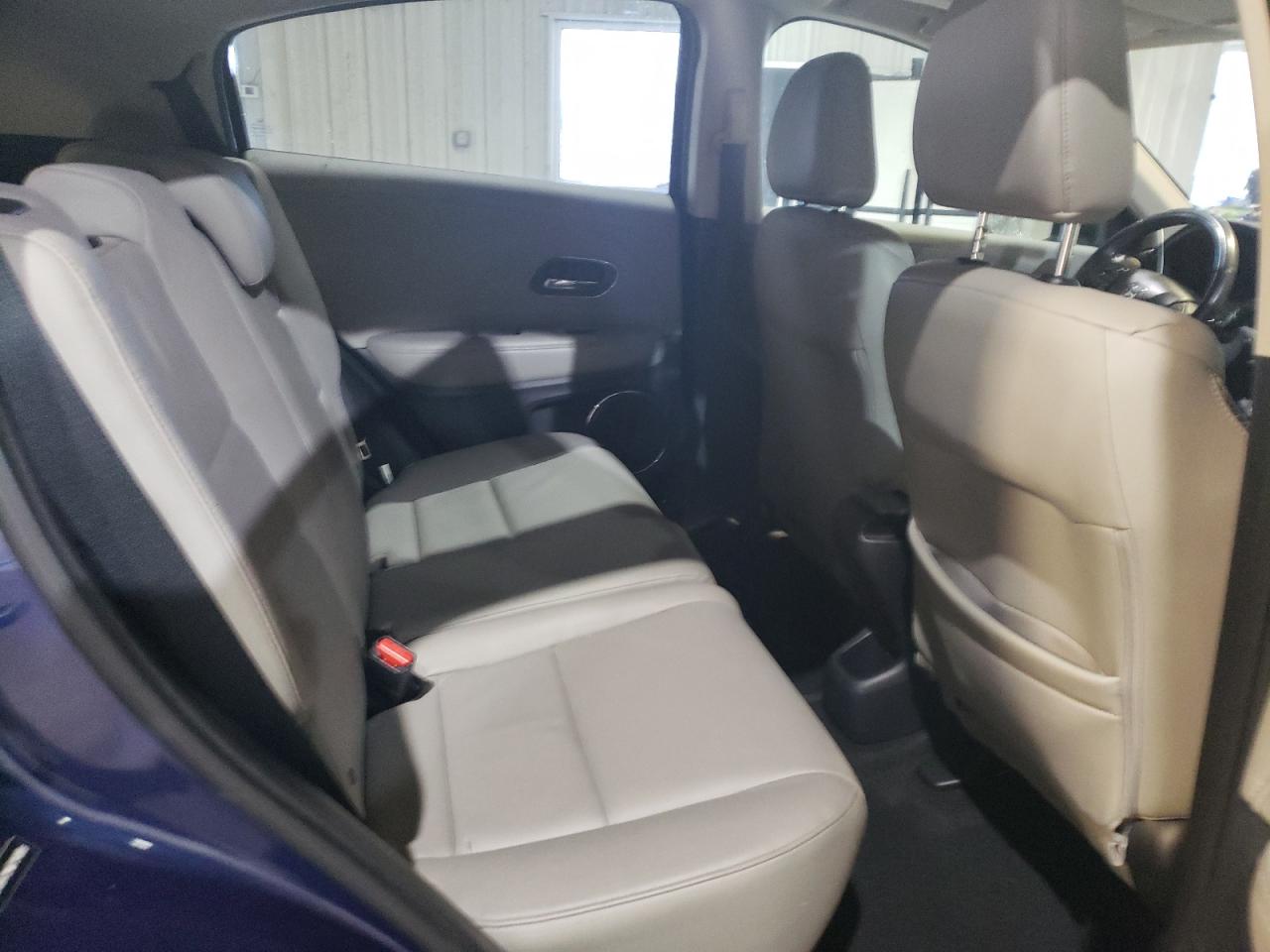 2017 Honda HR-V - Image 11