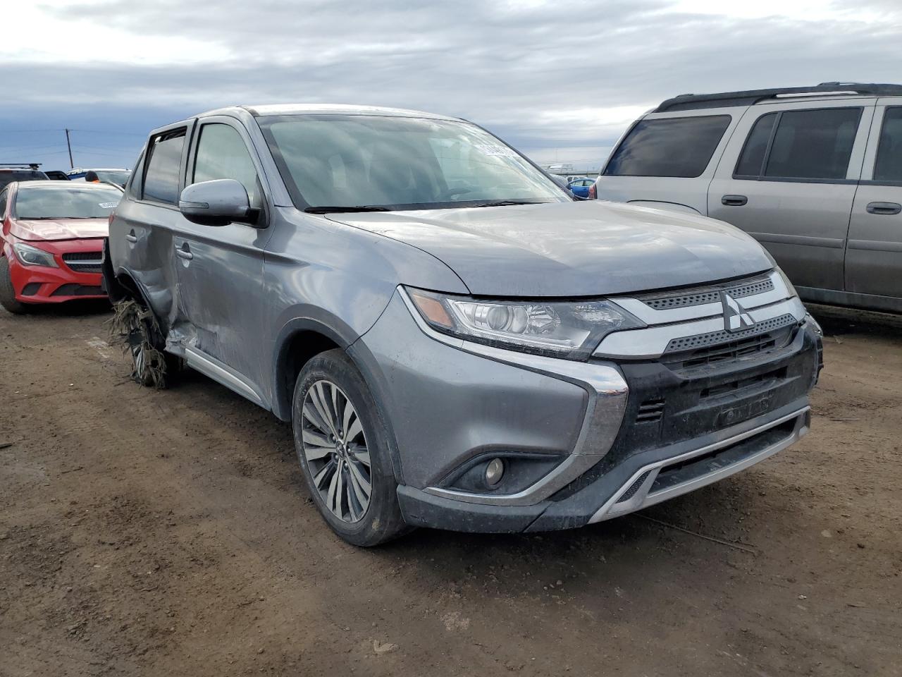 2019 Mitsubishi Outlander - Image 4