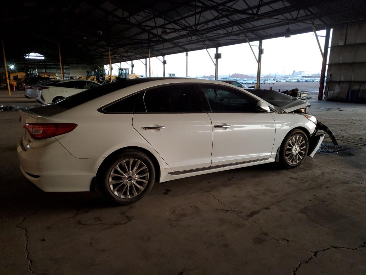 2015 Hyundai Sonata - Image 3