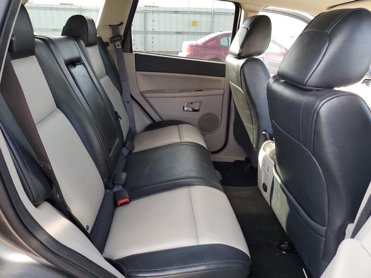 2008 Jeep Grand Cherokee - Image 12