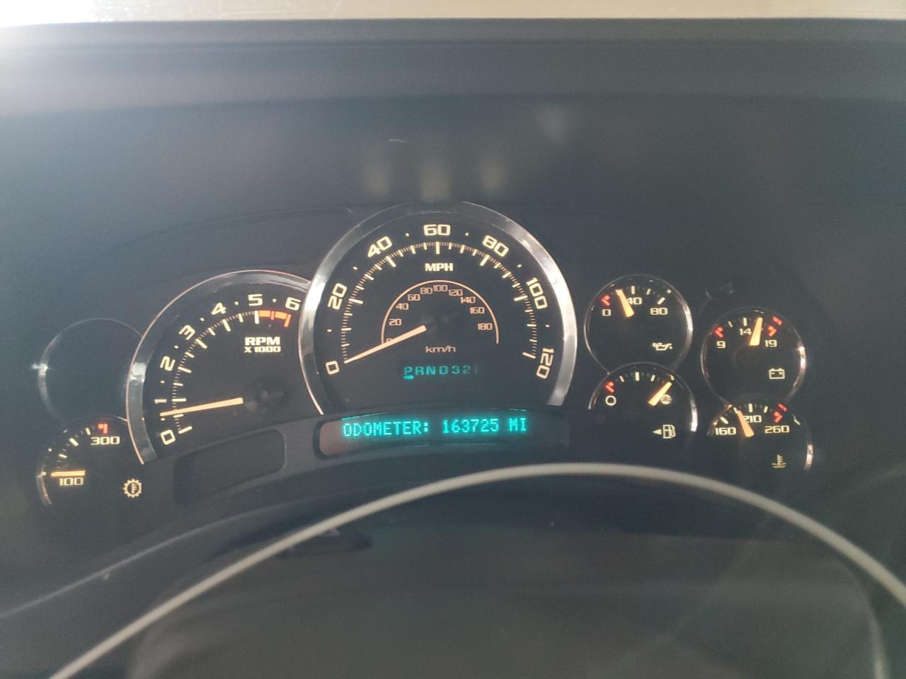 2005 Cadillac Escalade - Image 9