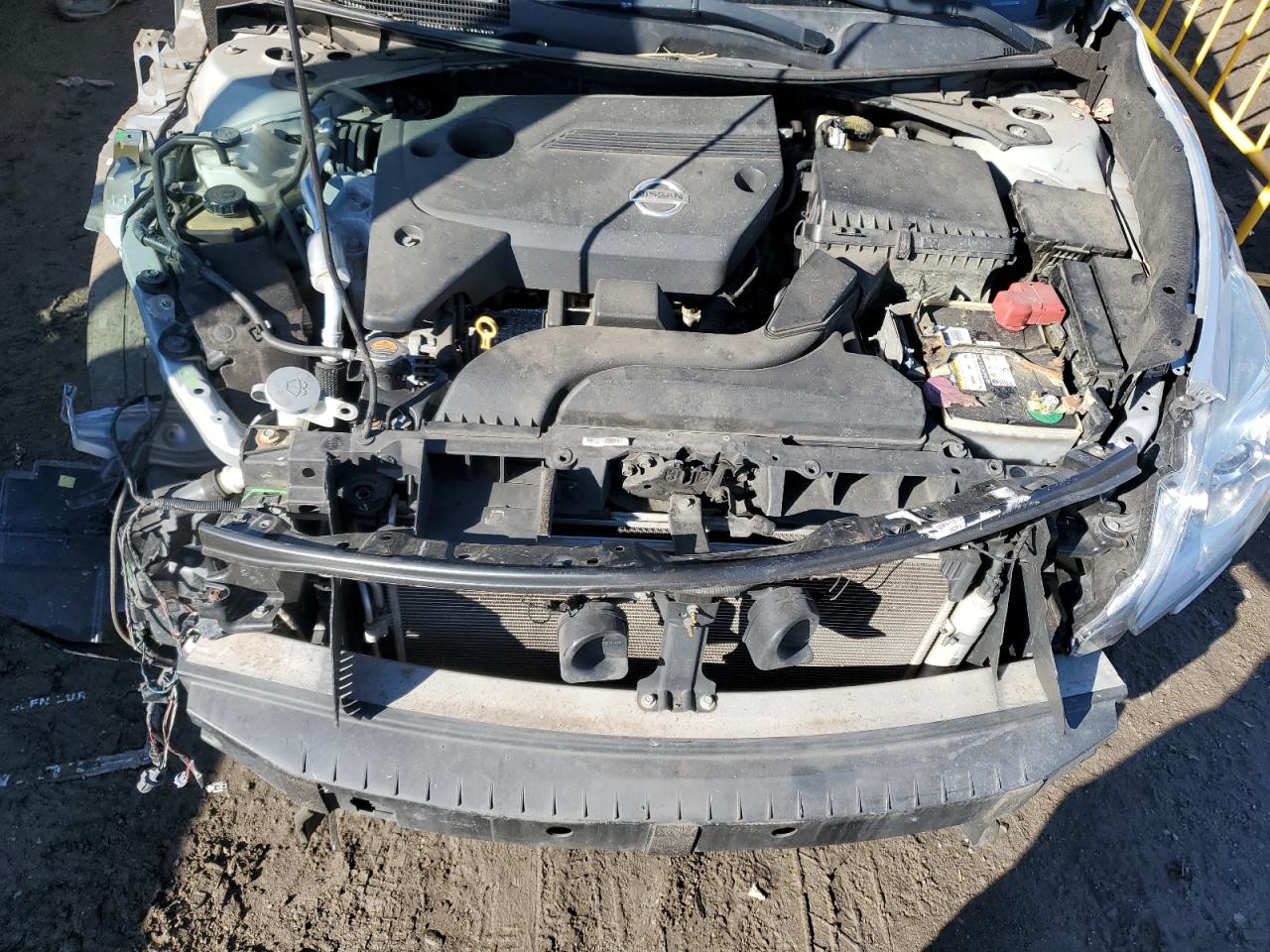 2015 Nissan Altima - Image 11