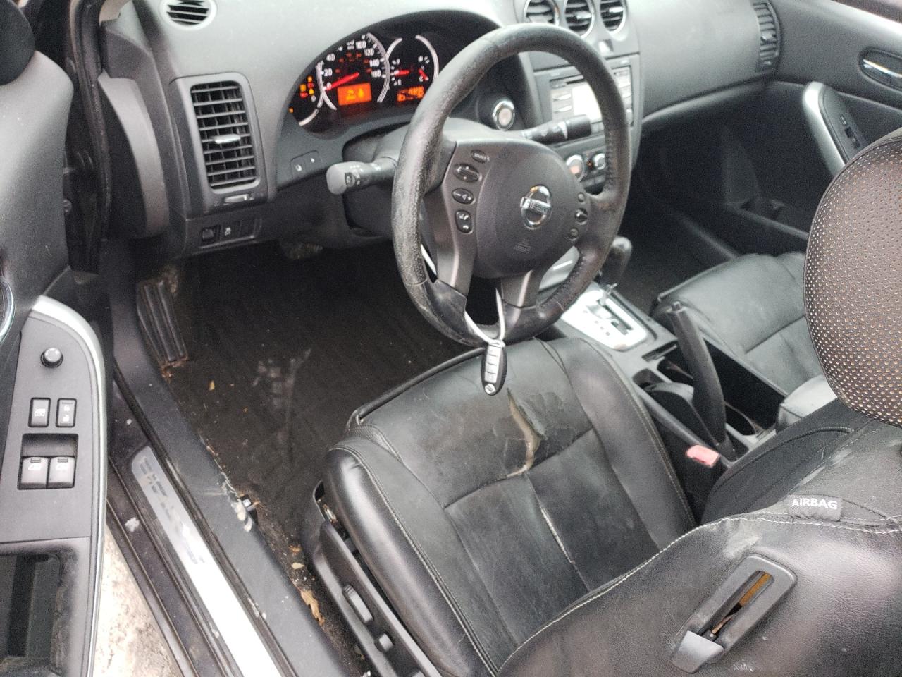 2012 Nissan Altima - Image 8