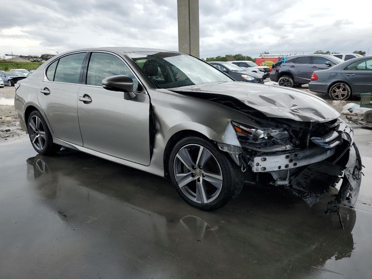 2016 Lexus GS - Image 4