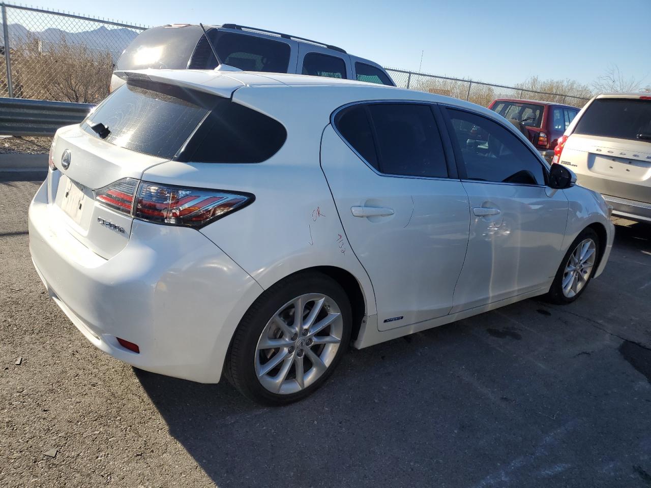 2012 Lexus CT - Image 3