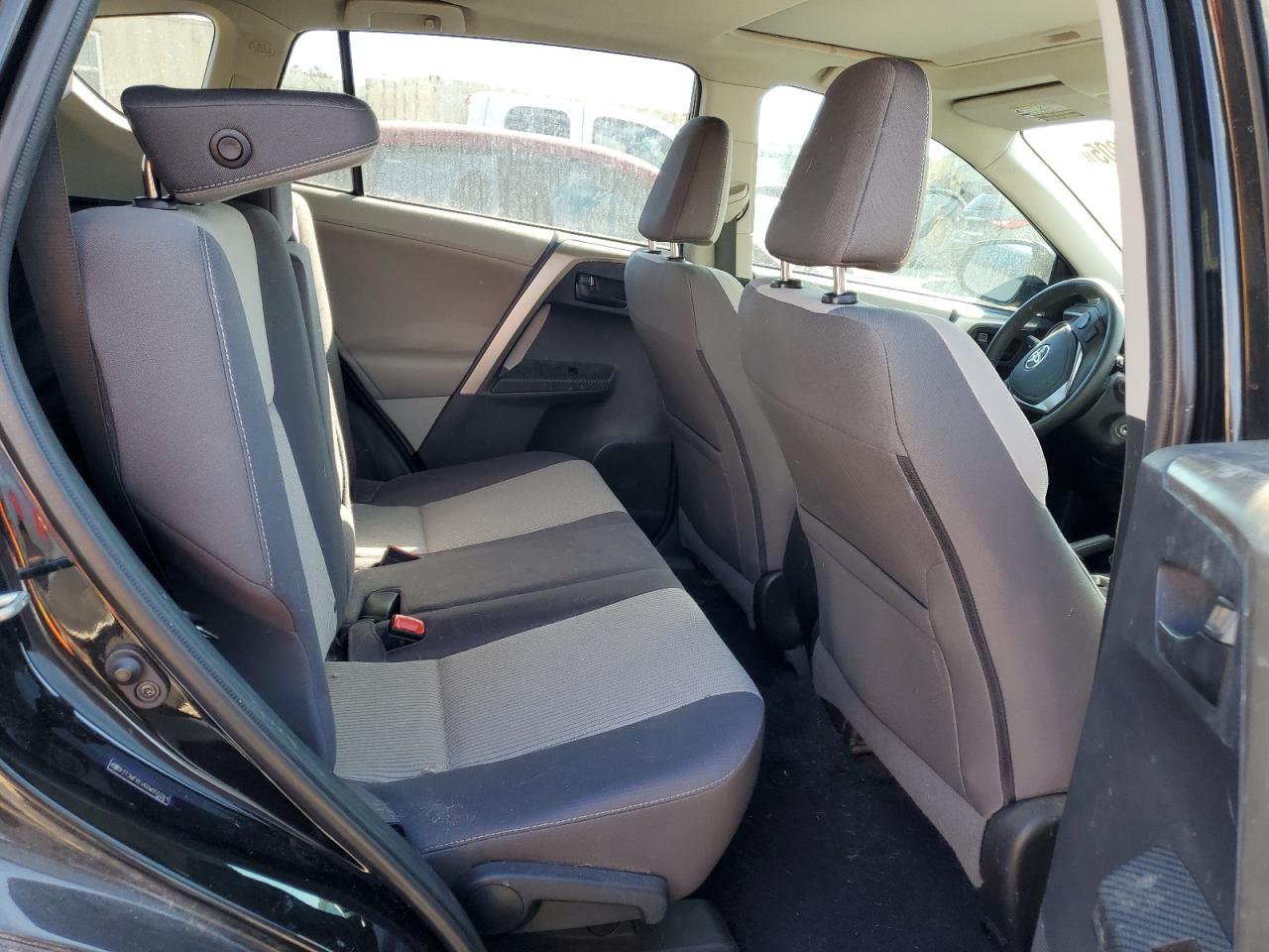 2013 Toyota RAV 4 - Image 11