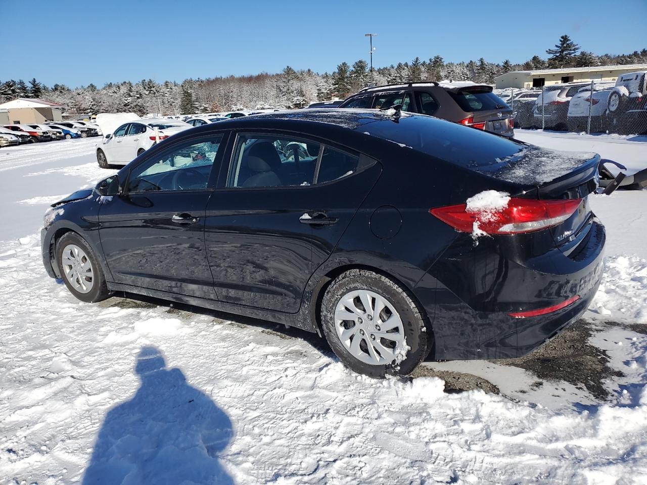 2018 Hyundai Elantra - Image 2