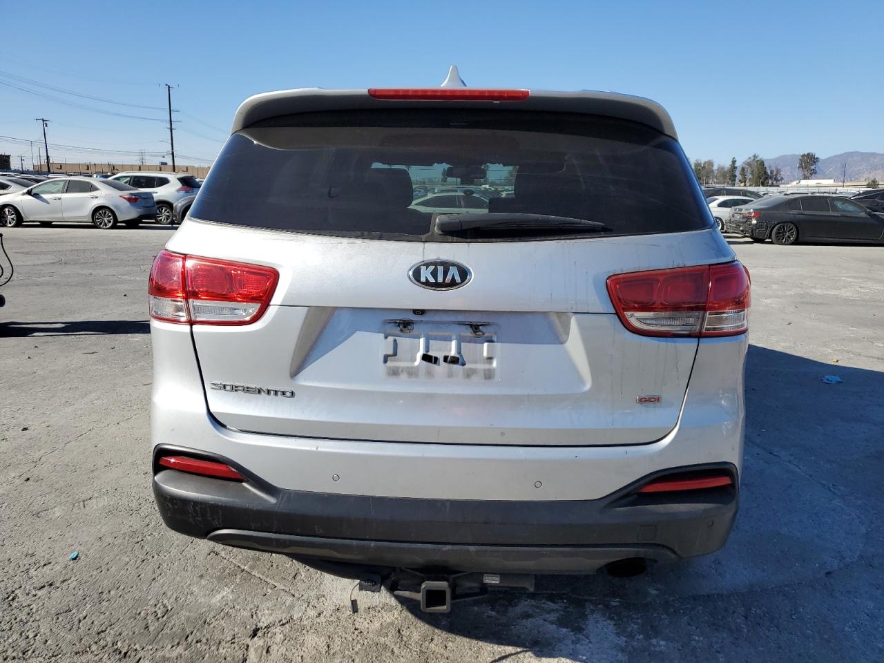 VIN 5XYPG4A32GG002590 2016 KIA SORENTO no.6