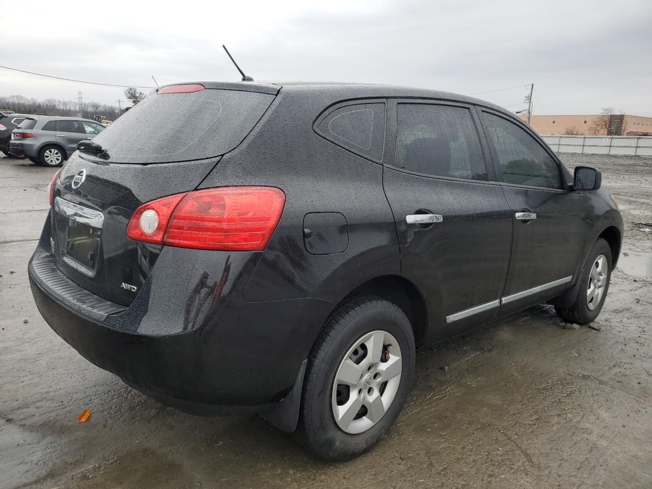 2014 Nissan Rogue - Image 3