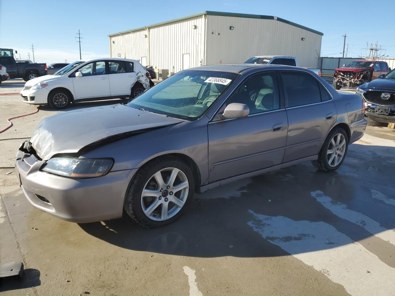 2000 Honda Accord - Image 1