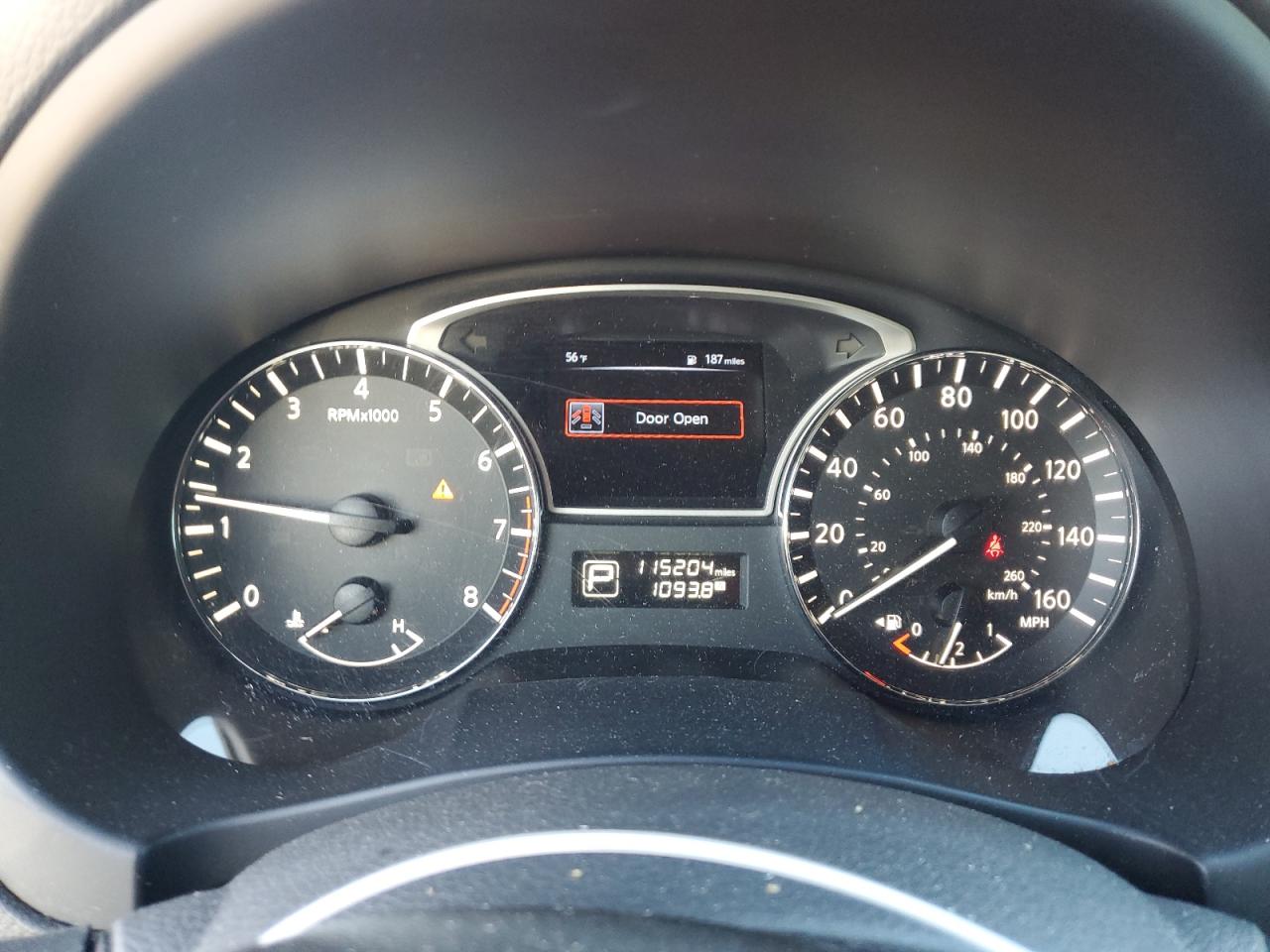 2015 Nissan Altima - Image 9