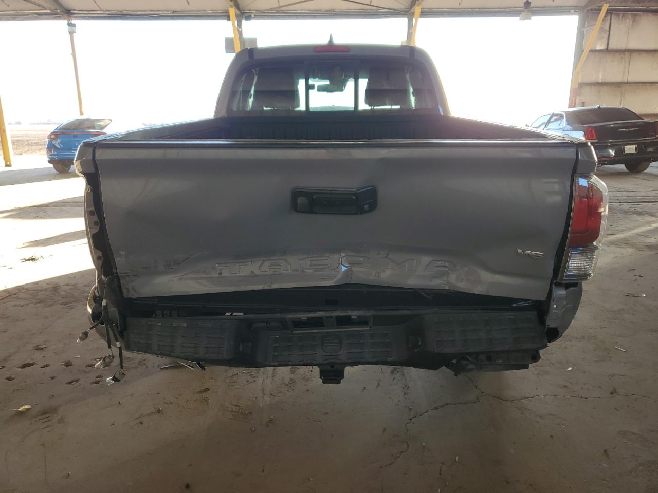 2020 Toyota Tacoma - Image 6