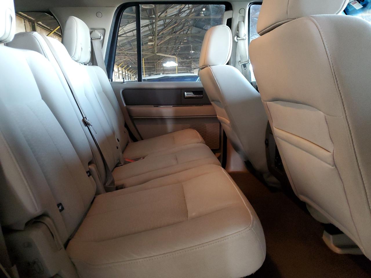 2008 Ford Expedition - Image 11