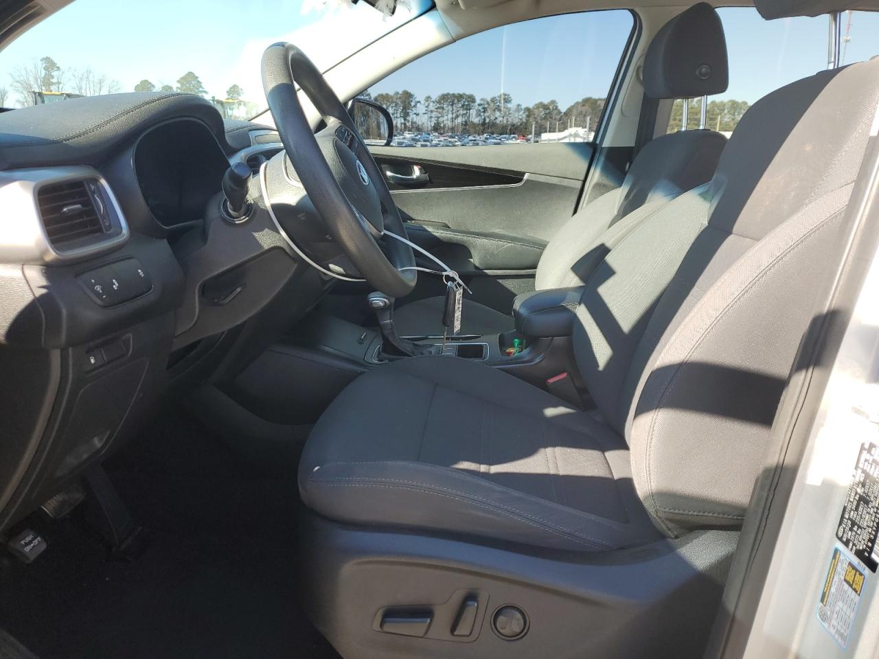 2019 Kia Sorento - Image 7