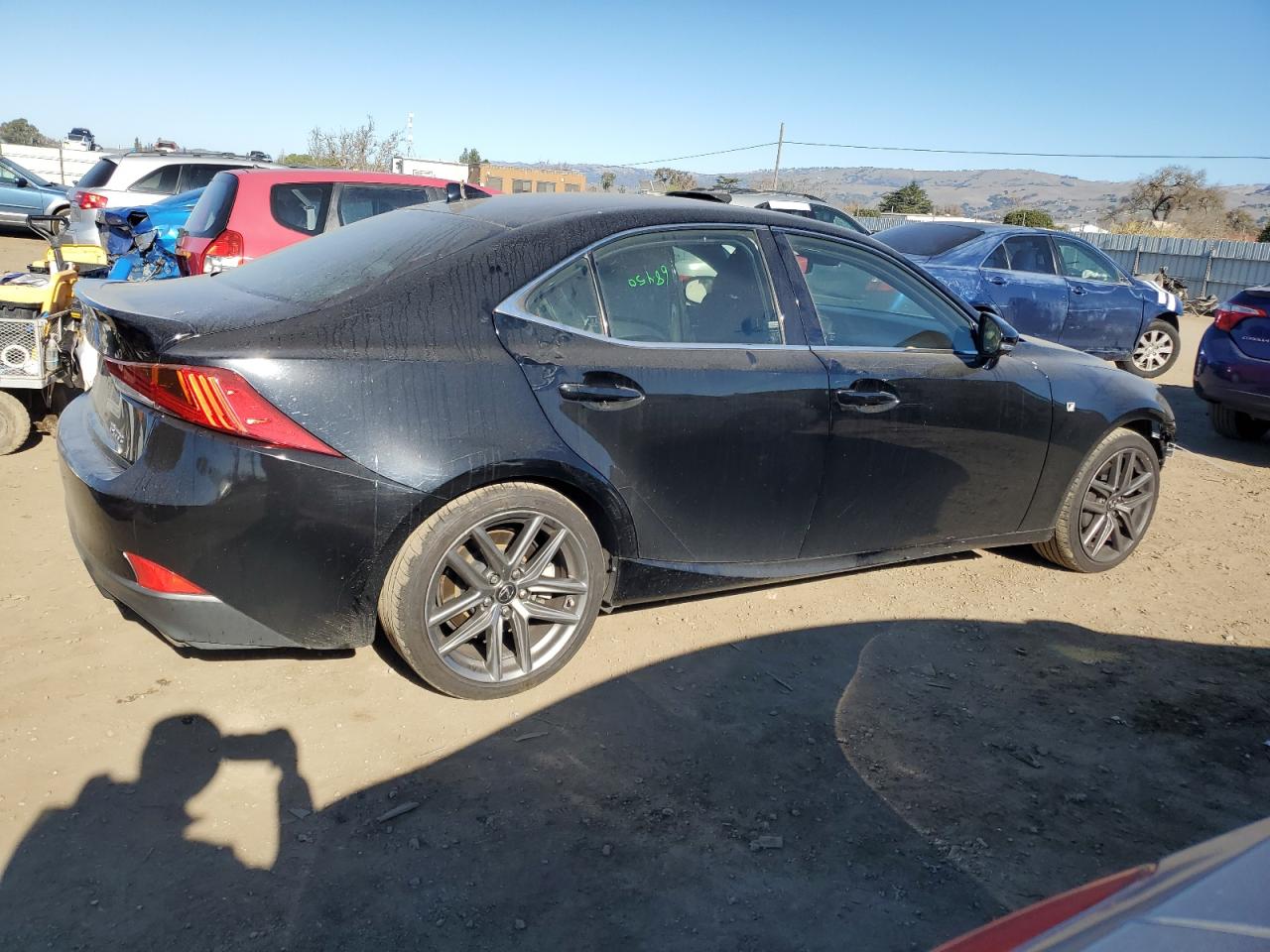 2017 Lexus IS - Image 3