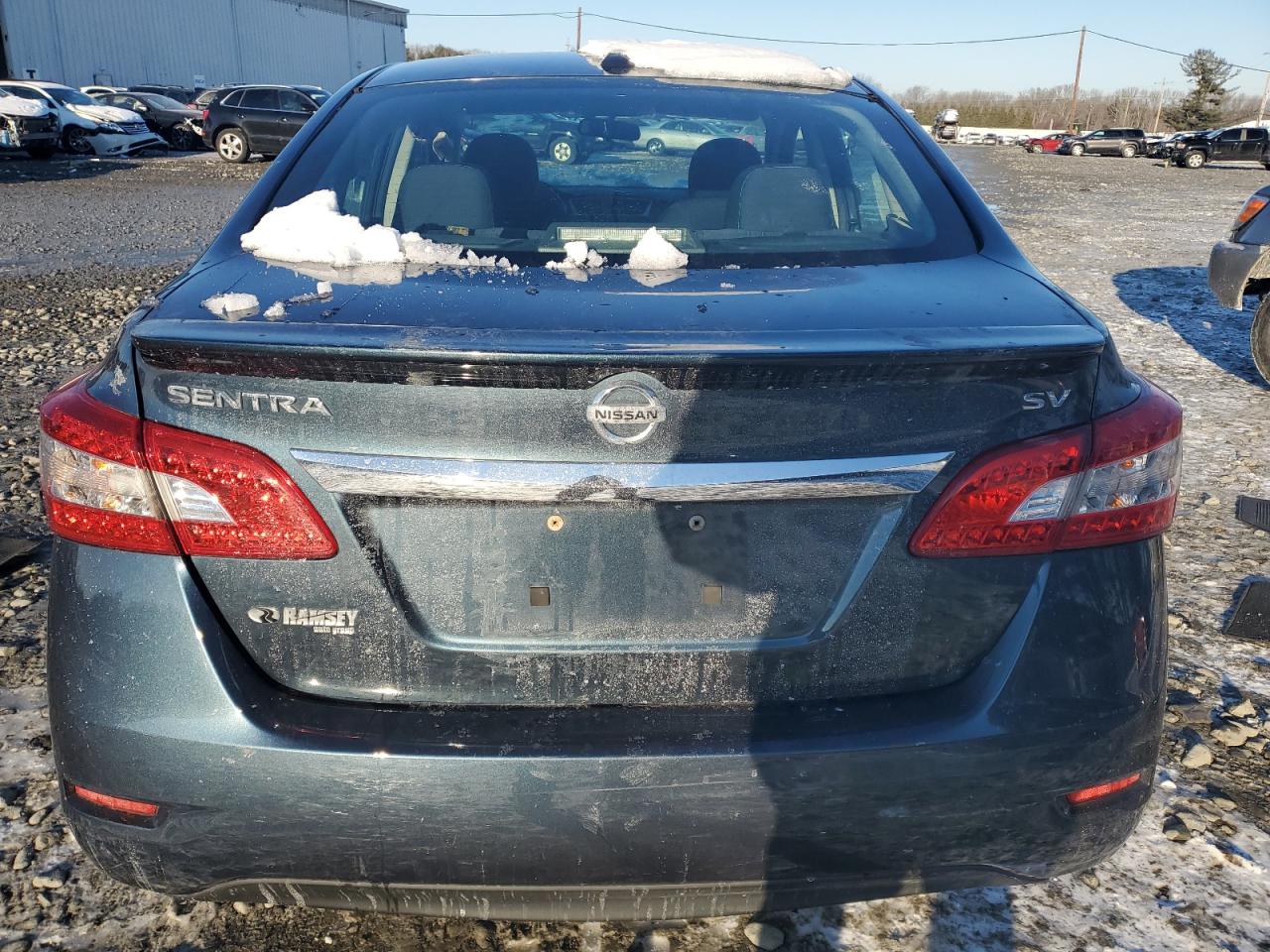 2015 Nissan Sentra - Image 6