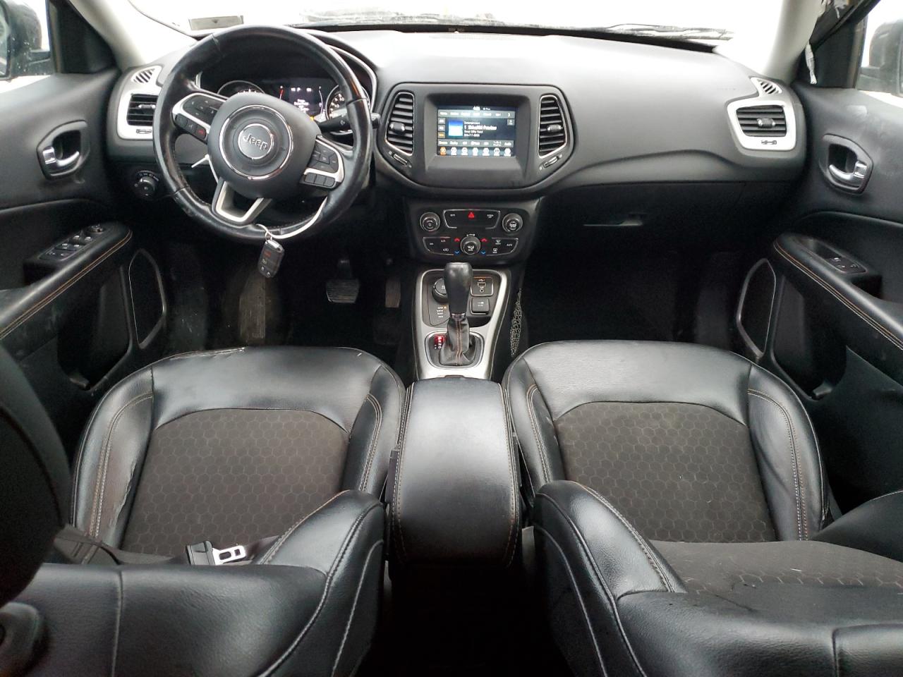 2020 Jeep Compass - Image 8