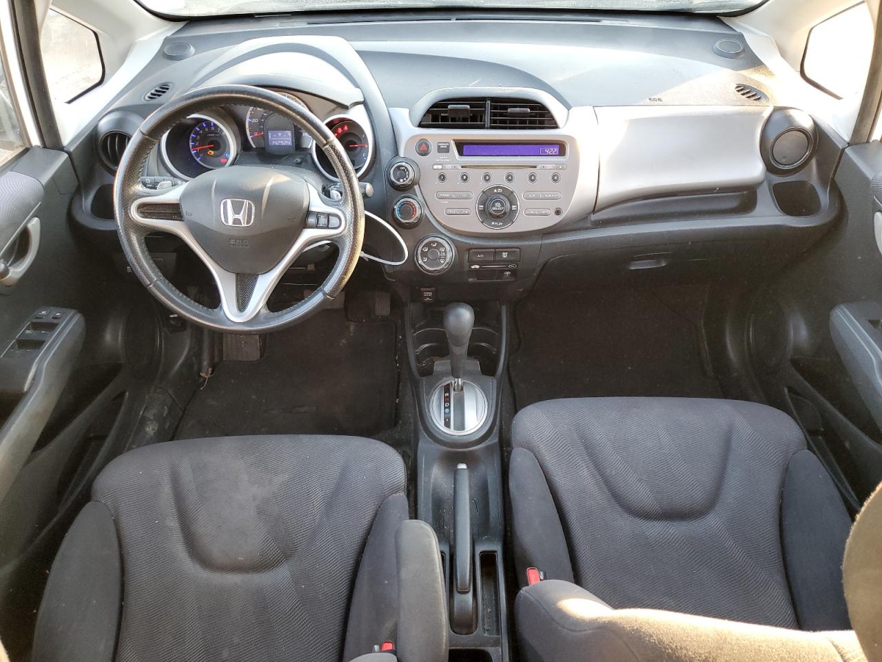 2011 Honda Fit - Image 8
