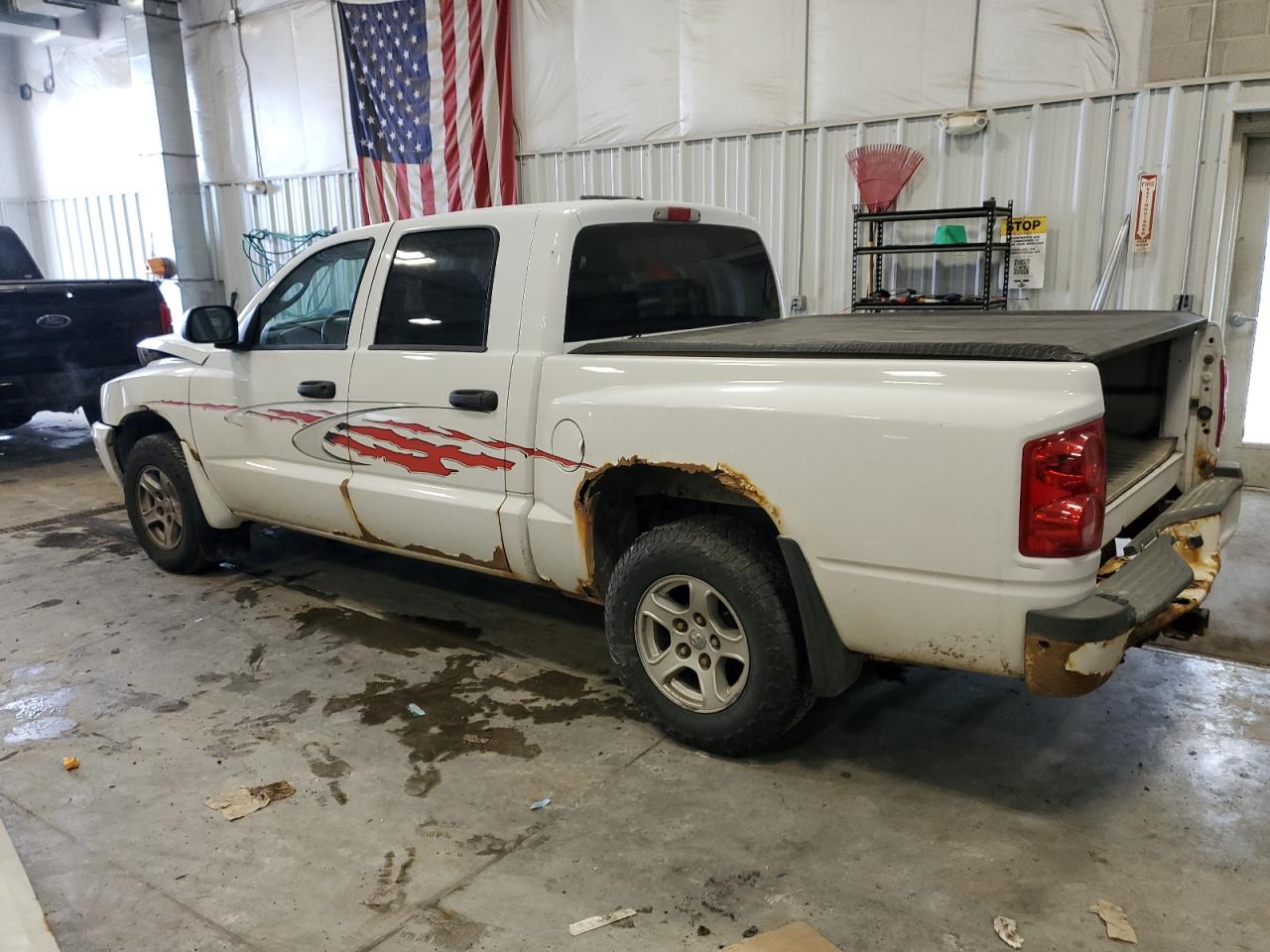 2007 Dodge Dakota - Image 2