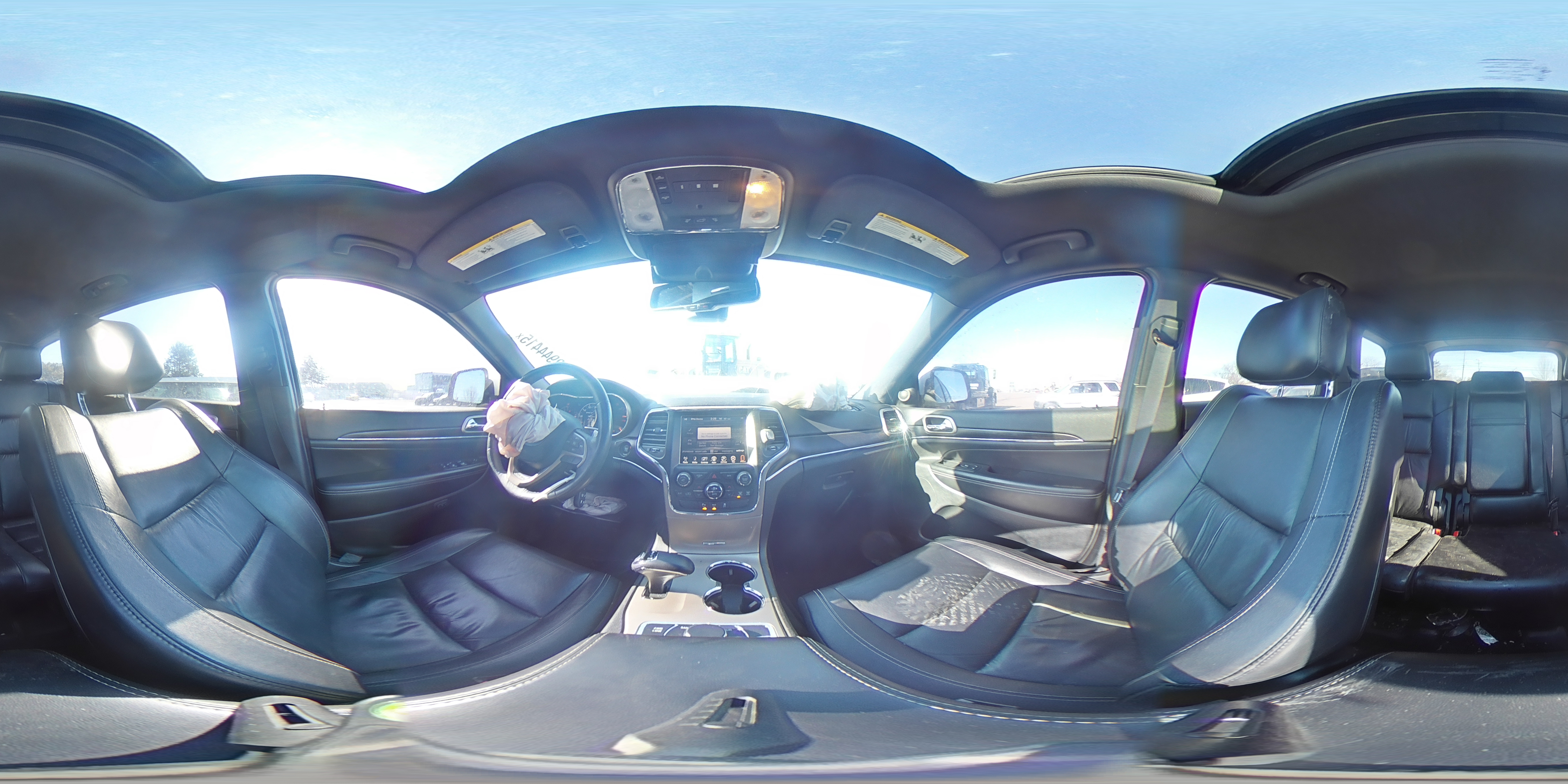2014 Jeep Grand Cherokee - Image 13