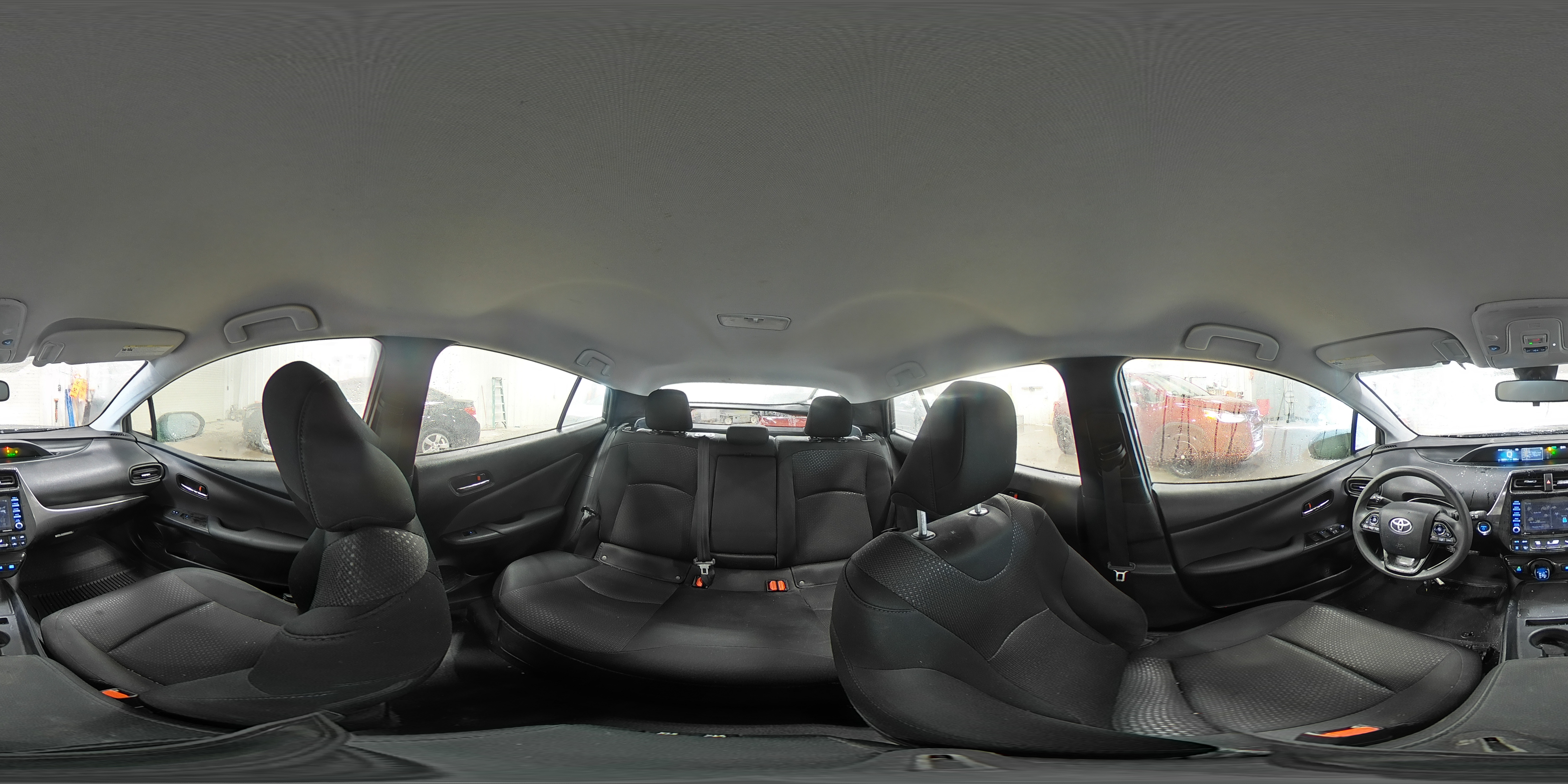 2022 Toyota Prius - Image 14