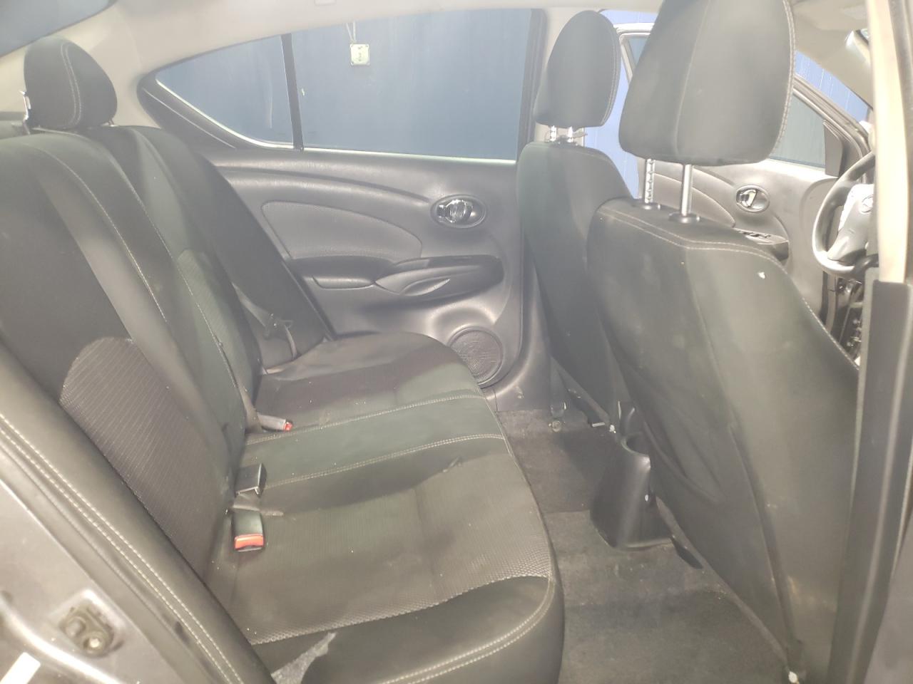 2019 Nissan Versa - Image 10