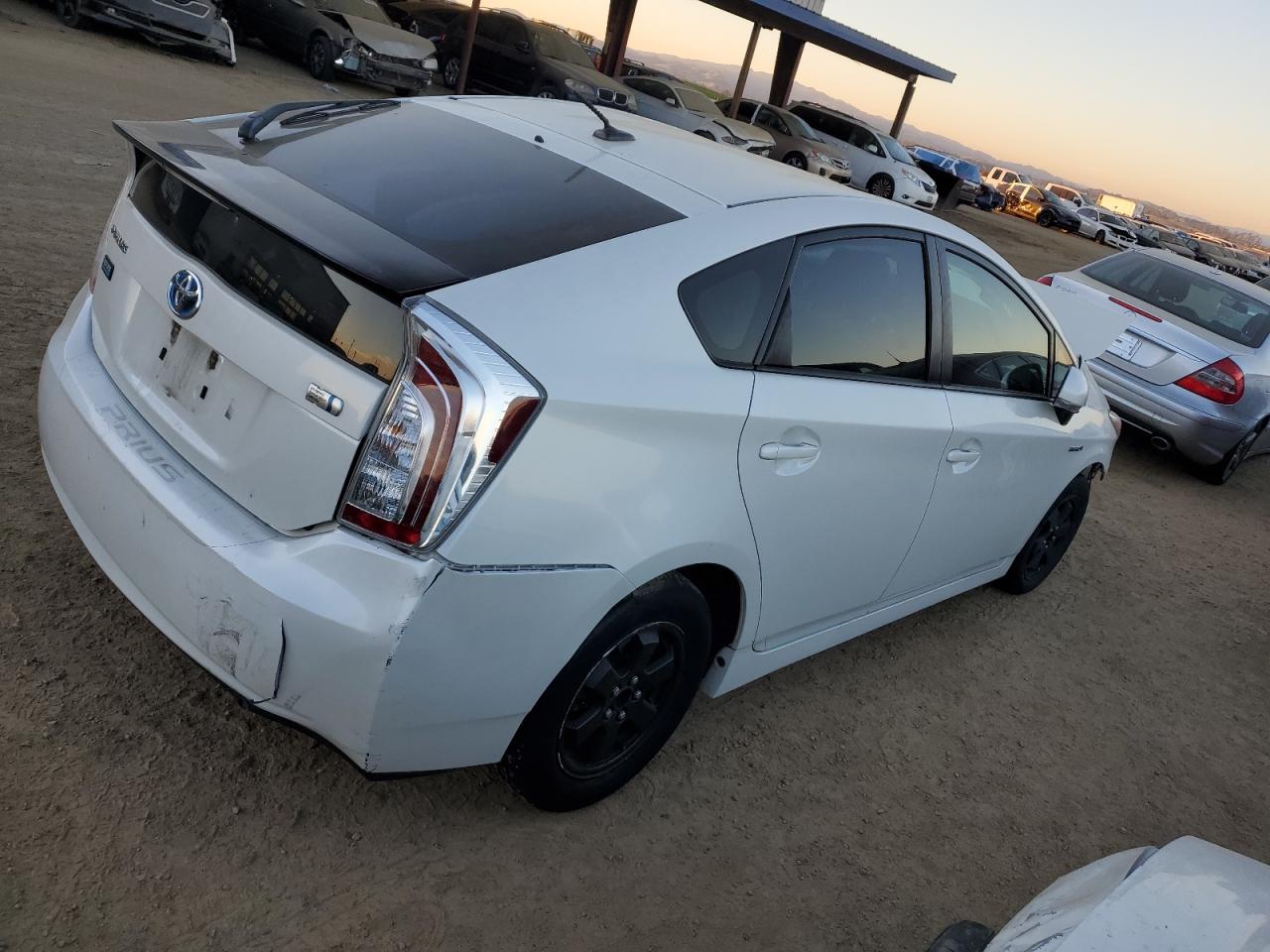 2015 Toyota Prius - Image 3